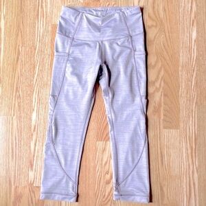 Apana leggings cropped purple size small with side pockets